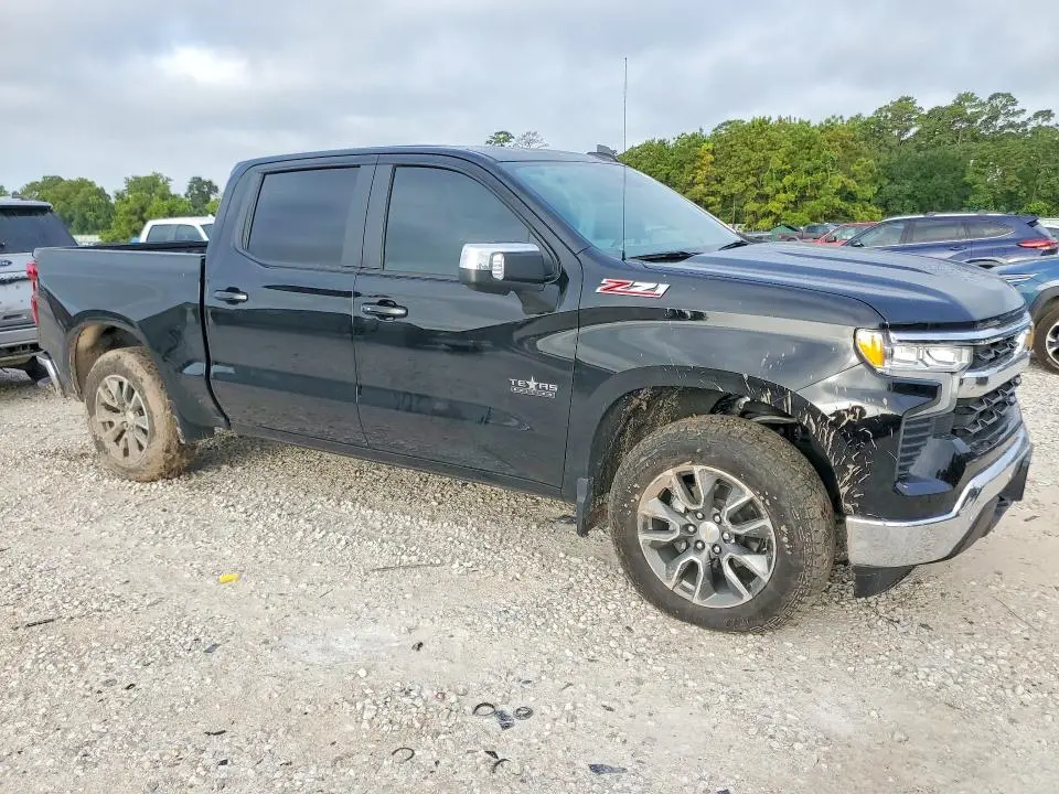 2025 CHEVROLET SILVERADO K1500 LT  