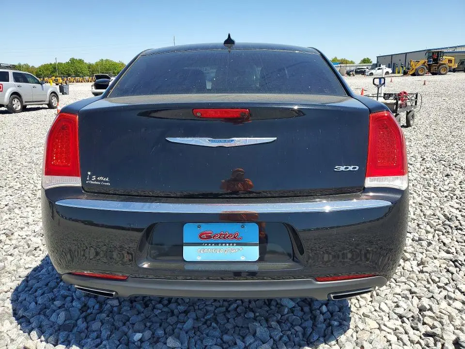 2018 CHRYSLER 300 TOURING  