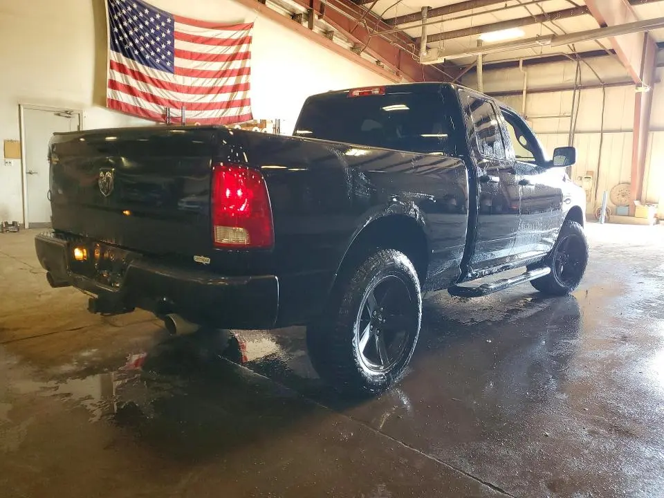 2014 RAM 1500 ST  