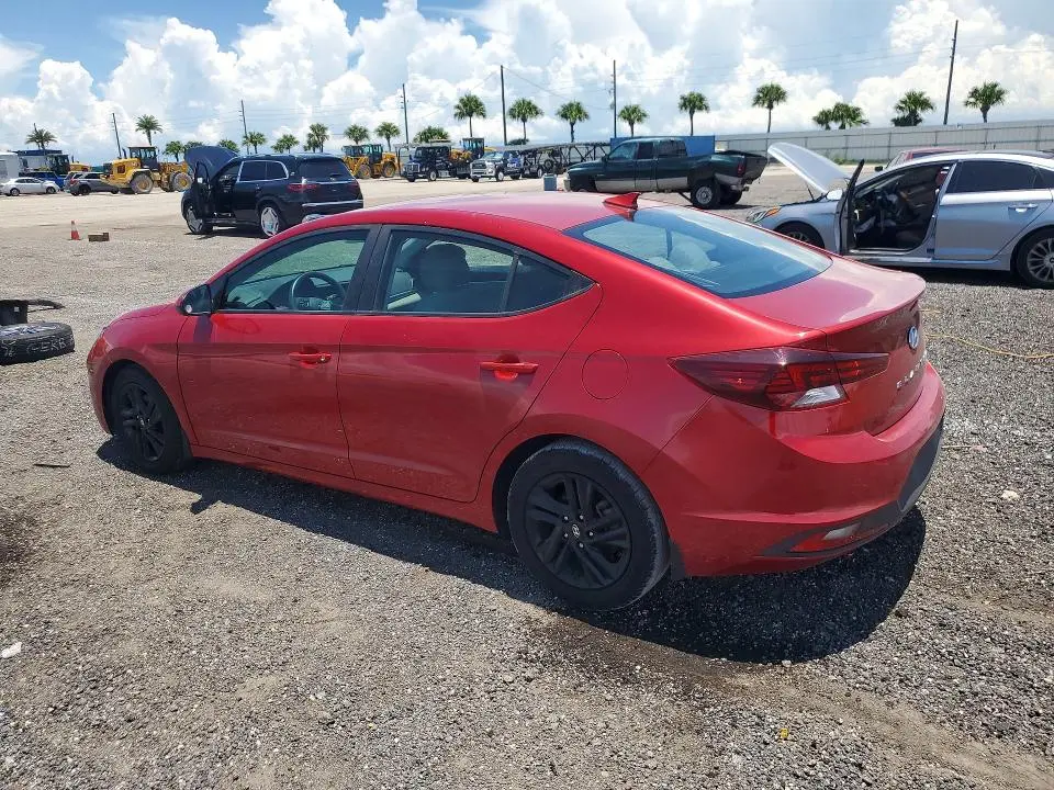 2020 HYUNDAI ELANTRA SEL  