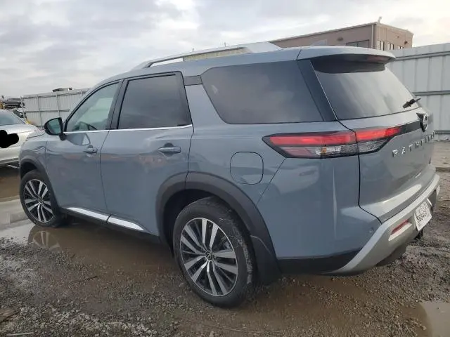 2024 NISSAN PATHFINDER PLATINUM  