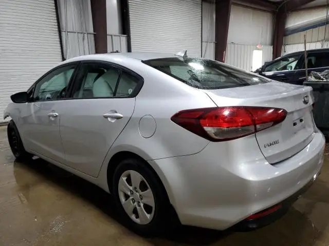 2017 KIA FORTE LX  