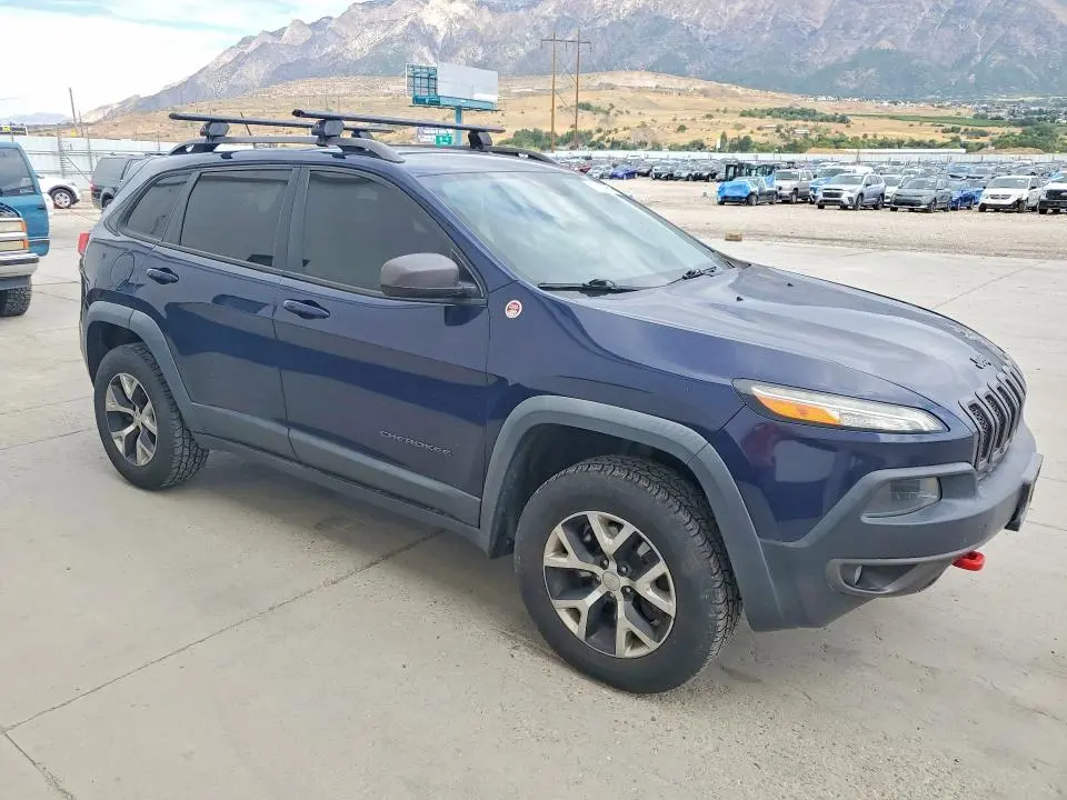 2014 JEEP CHEROKEE TRAILHAWK  