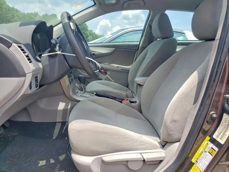 2012 TOYOTA COROLLA LE  