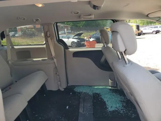 2013 DODGE GRAND CARAVAN SE  