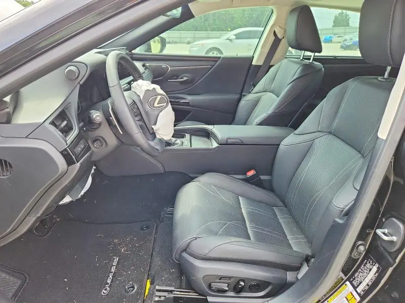 2024 LEXUS ES 300H ULTRA LUXURY  