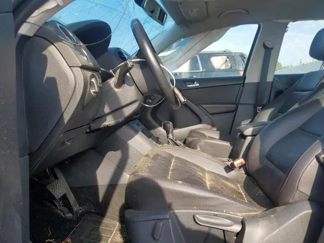 2017 VOLKSWAGEN TIGUAN S  
