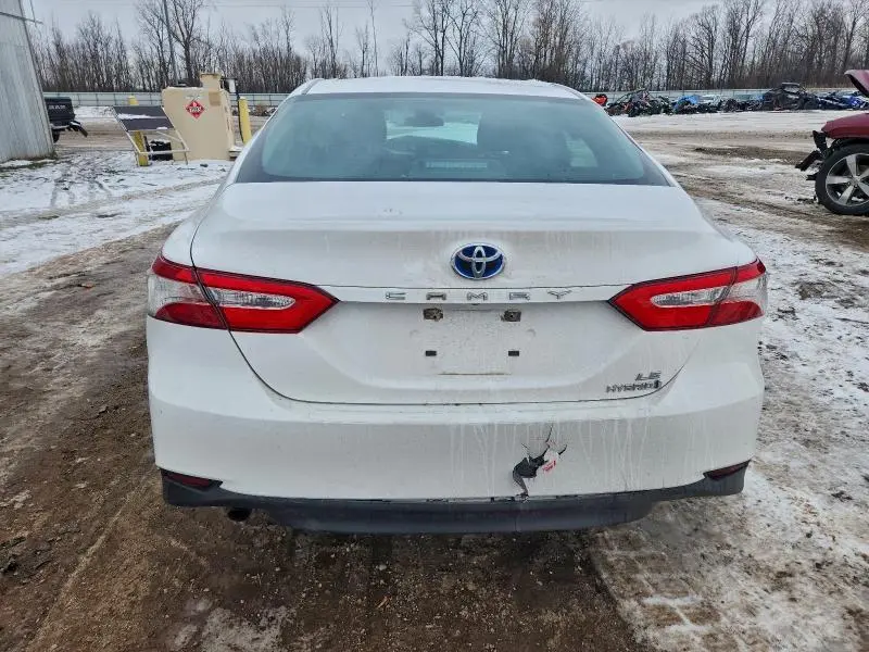 2018 TOYOTA CAMRY LE  