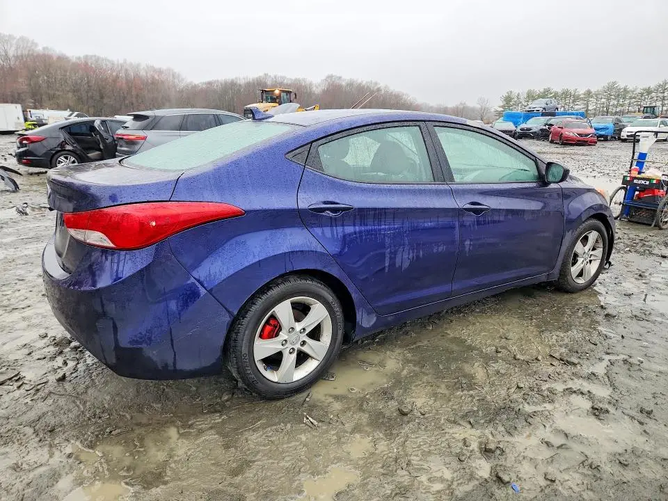 2012 HYUNDAI ELANTRA GLS  