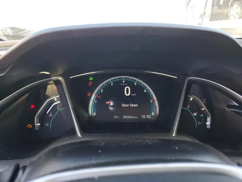 2018 HONDA CIVIC EX  