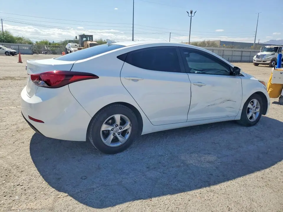 2014 HYUNDAI ELANTRA SE  