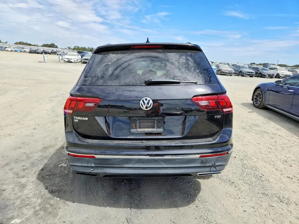 2018 VOLKSWAGEN TIGUAN SE  