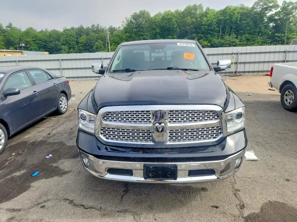 2018 RAM 1500 LARAMIE  