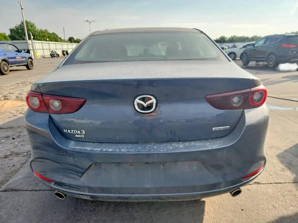 2024 MAZDA 3 PREFERRED  