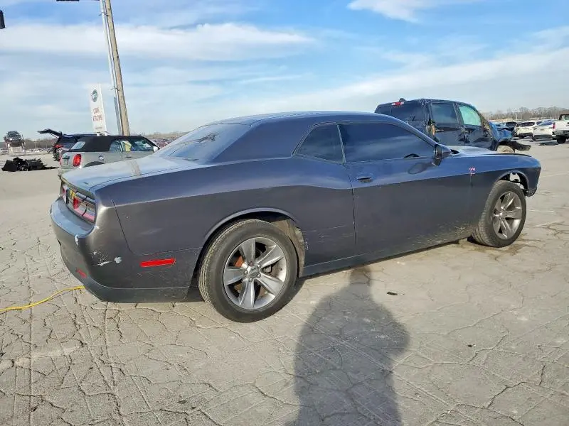 2016 DODGE CHALLENGER SXT  