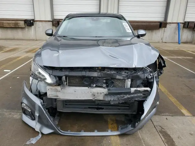 2019 NISSAN ALTIMA SL  