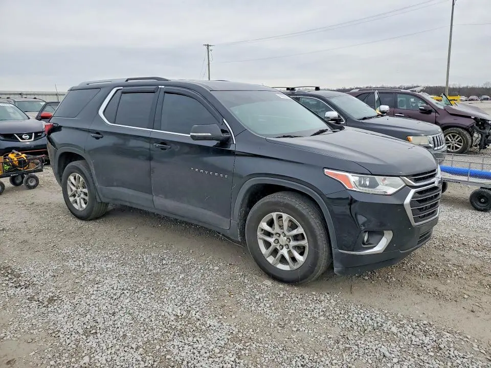 2018 CHEVROLET TRAVERSE LT  