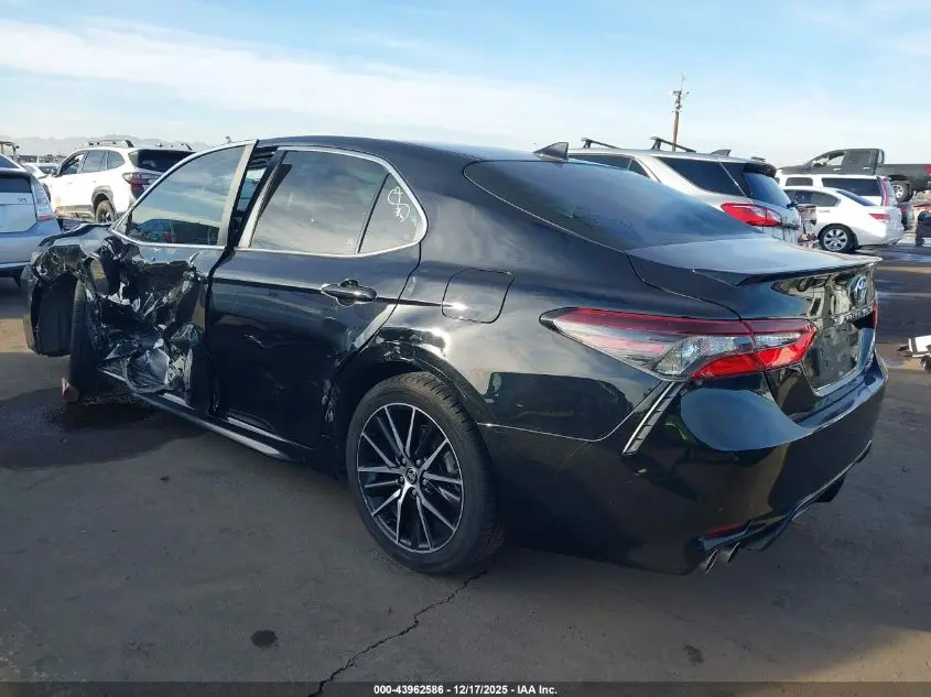 2021 TOYOTA CAMRY SE HYBRID