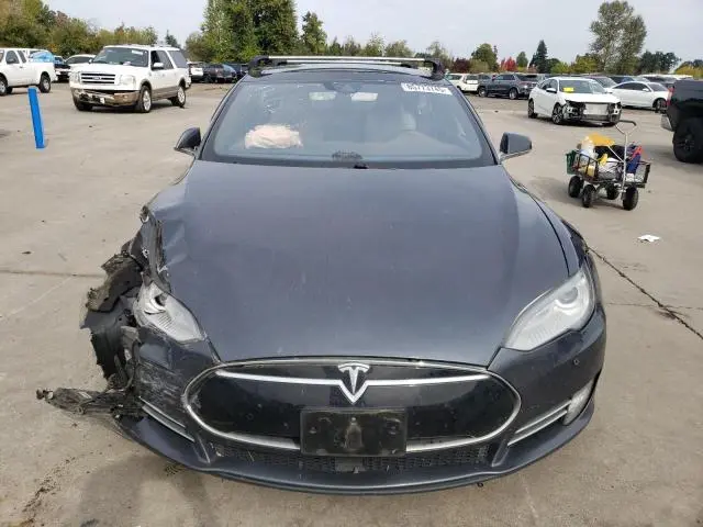 2015 TESLA MODEL S 85D  