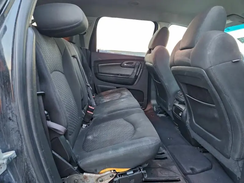 2012 CHEVROLET TRAVERSE LT  