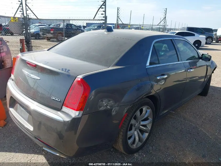 2019 CHRYSLER 300 LIMITED