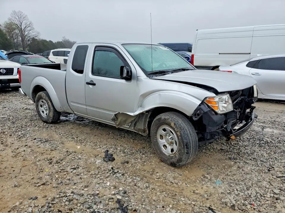 2016 NISSAN FRONTIER S  