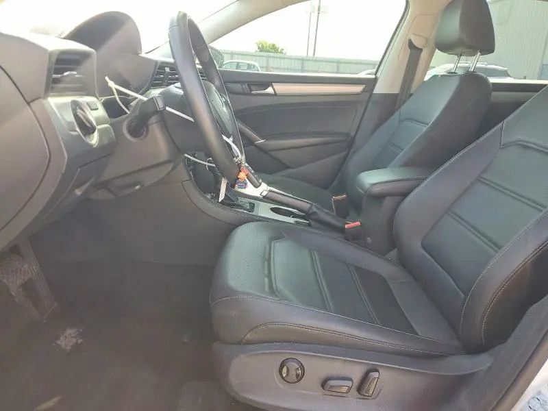 2022 VOLKSWAGEN PASSAT SE  