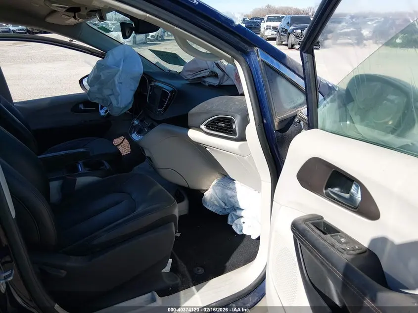 2019 CHRYSLER PACIFICA TOURING L