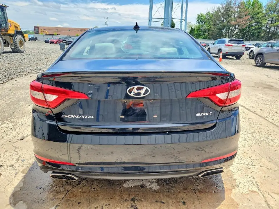 2015 HYUNDAI SONATA SPORT  