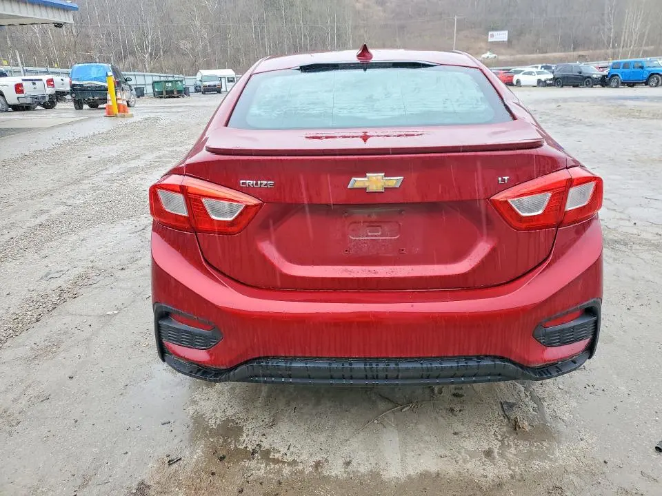 2017 CHEV CRUZE LT  