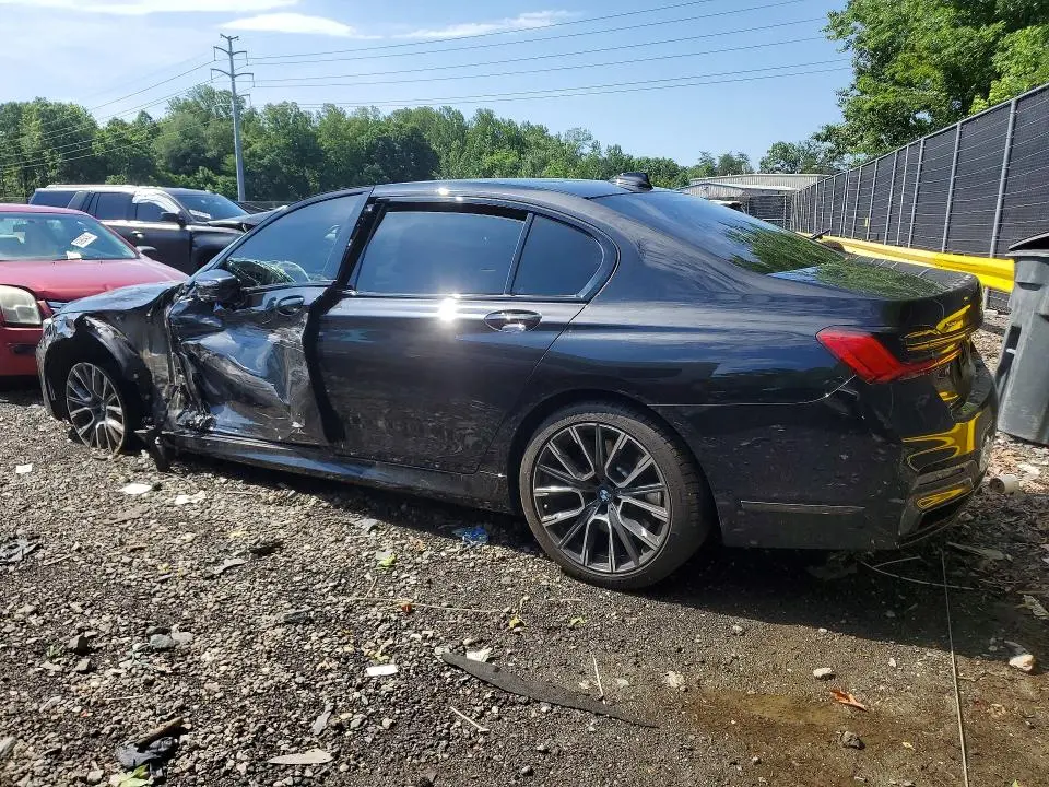 2020 BMW 750 XI  