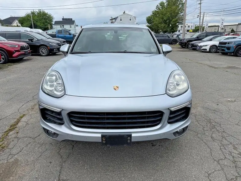 2016 PORSCHE CAYENNE   