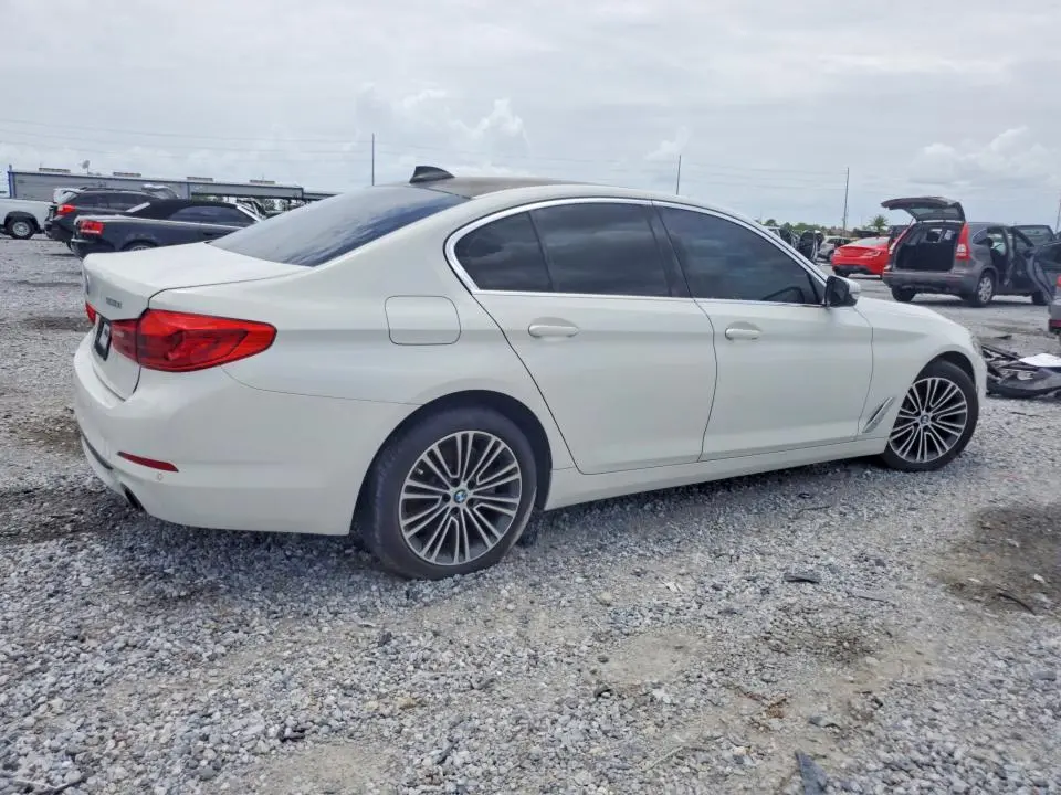 2020 BMW 530 XI  