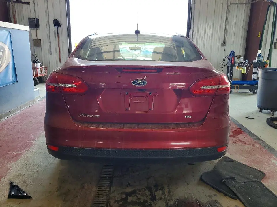 2017 FORD FOCUS SE  