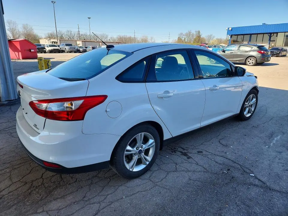 2014 FORD FOCUS SE  