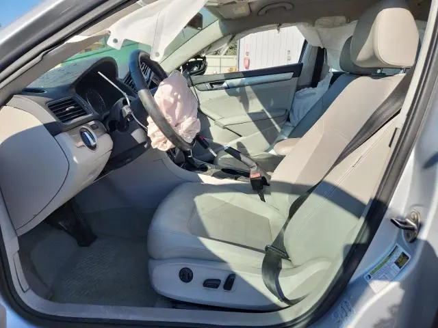 2014 VOLKSWAGEN PASSAT S