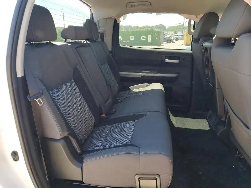 2021 TOYOTA TUNDRA SR5  