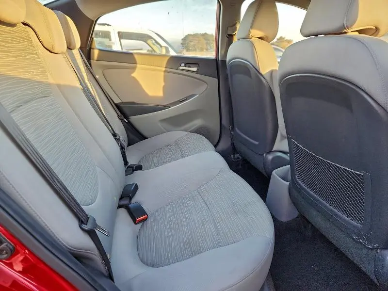 2015 HYUNDAI ACCENT GLS  