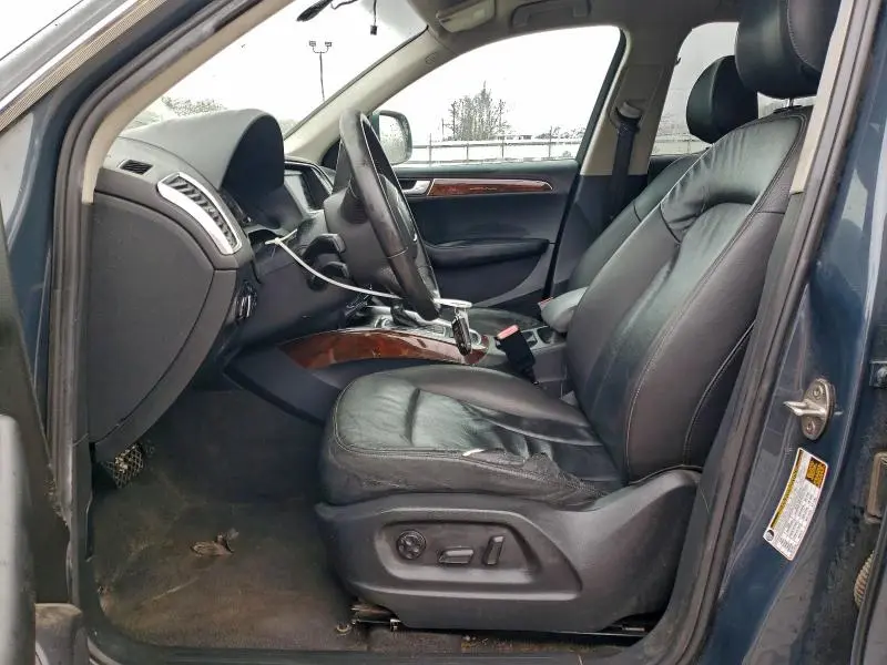 2010 AUDI Q5 PREMIUM  