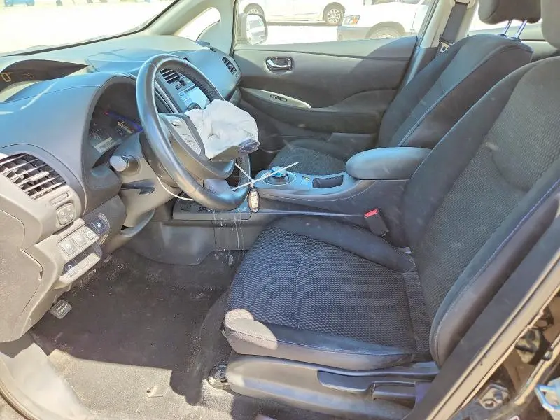 2014 NISSAN LEAF S  
