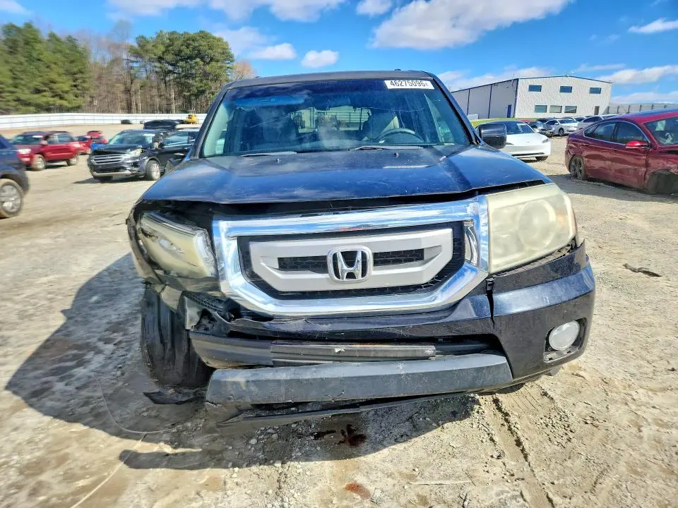 2011 HONDA PILOT EX  