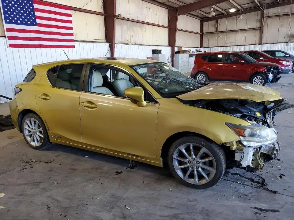 2011 LEXUS CT 200  