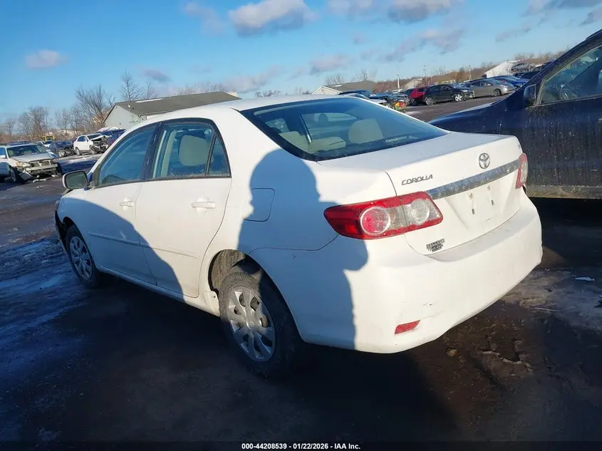 2011 TOYOTA COROLLA LE