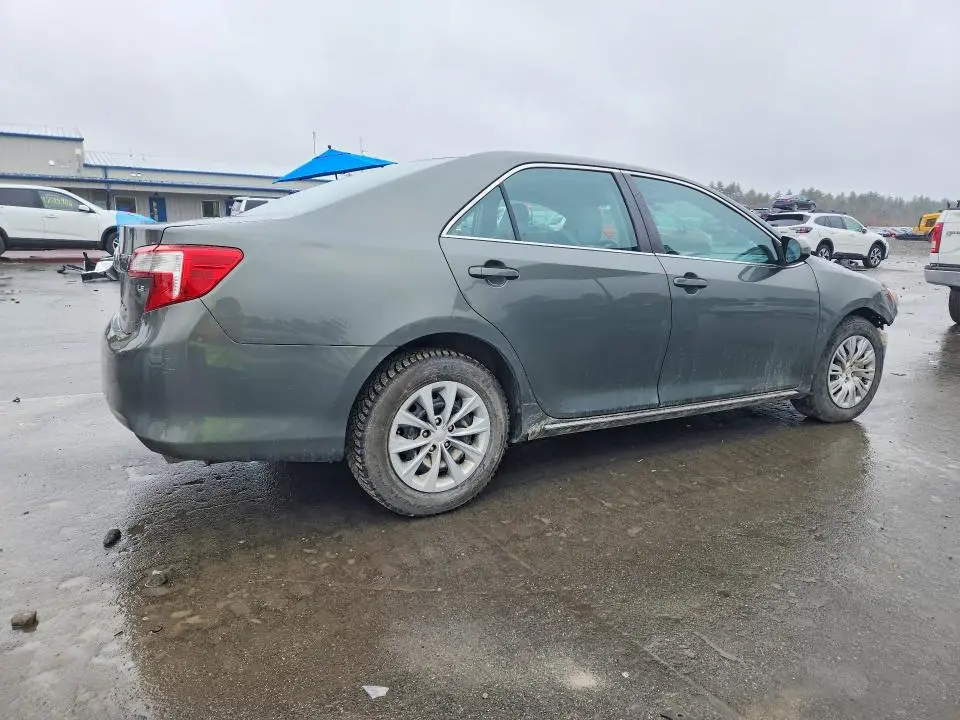 2014 TOYOTA CAMRY   
