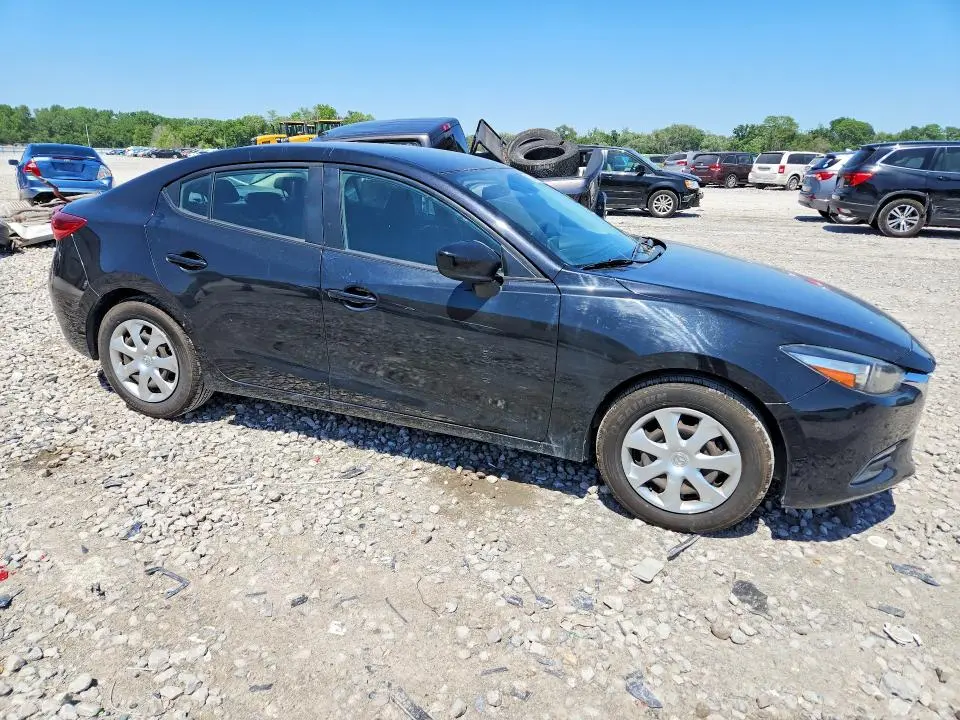 2018 MAZDA 3   