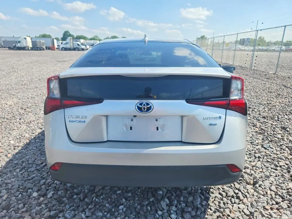 2022 TOYOTA PRIUS   