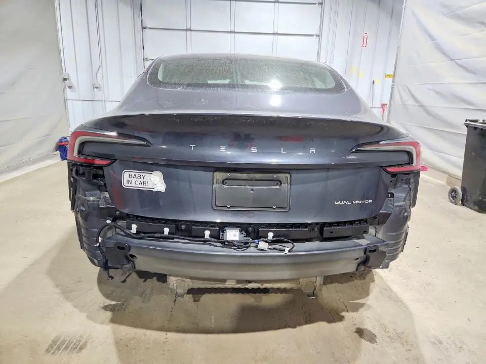2024 TESLA MODEL 3   