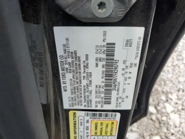 2015 FORD FUSION SE  