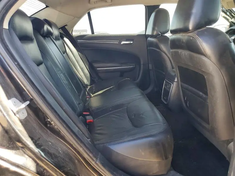 2015 CHRYSLER 300 LIMITED  