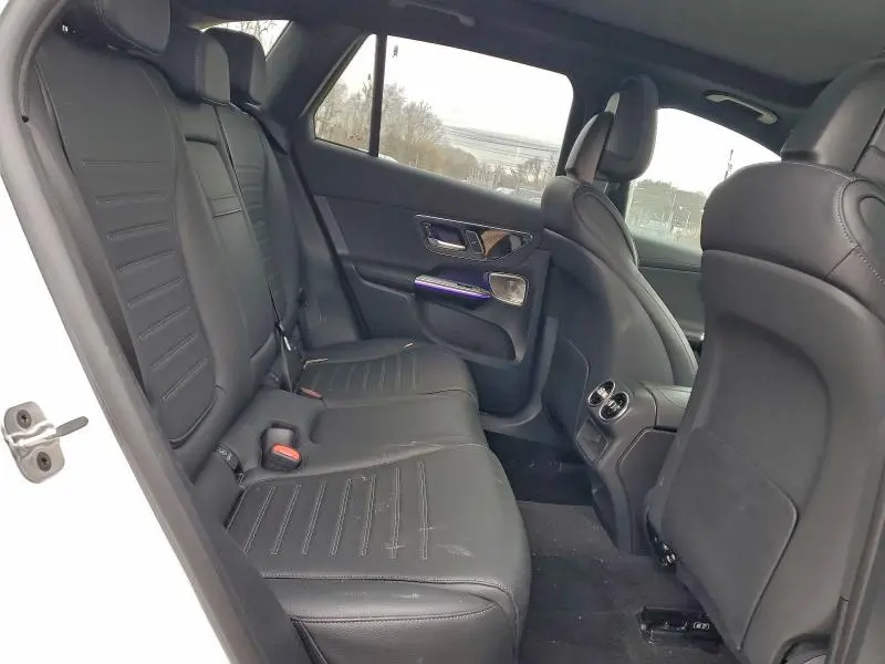 2025 MERCEDES-BENZ GLC 300 4MATIC  